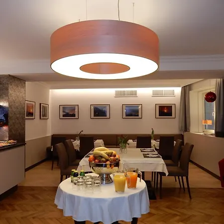 Hotel-garni Schwarzer Bär Kirchdorf an der Krems